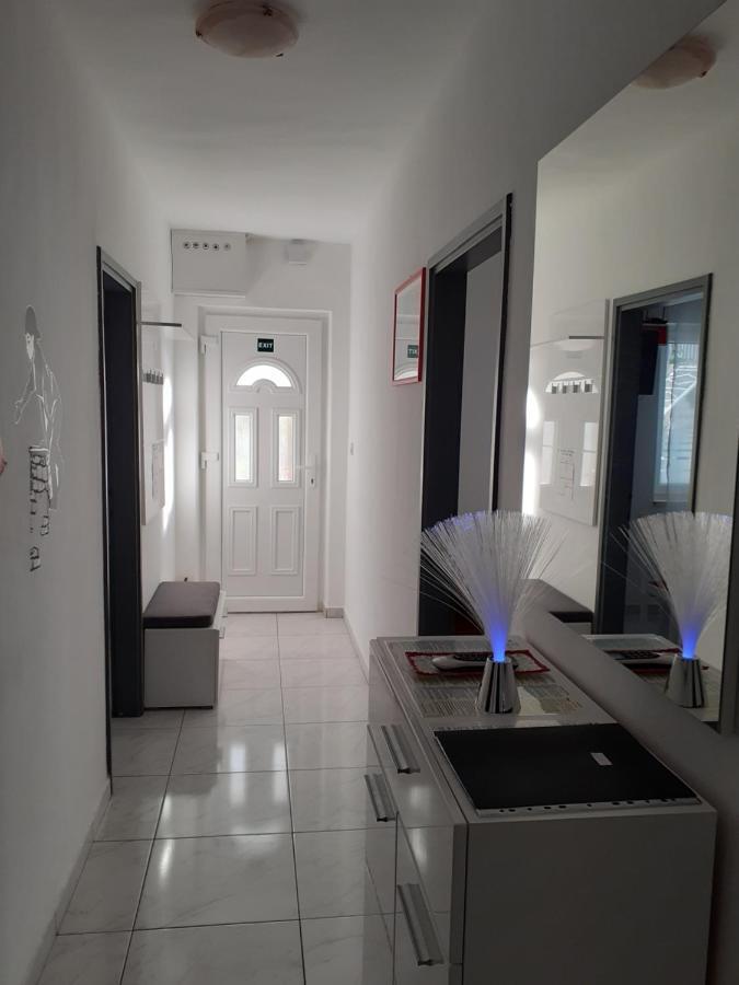 Apartment Marinero Шибеник Екстер'єр фото